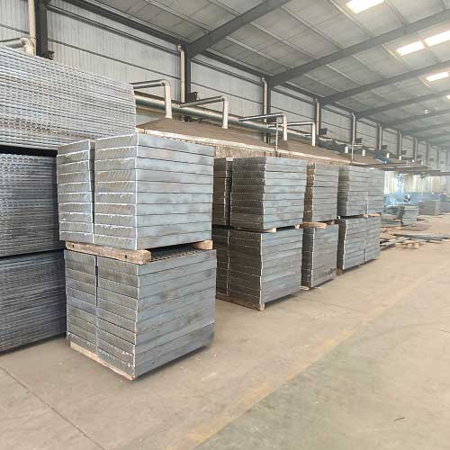 栈桥走廊钢格板钢格栅：打造持久耐用的基础设施
