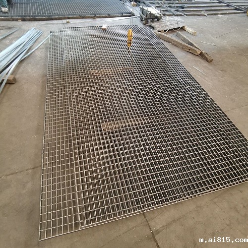 G303/30/100化工平台钢格板钢格栅：安全保障